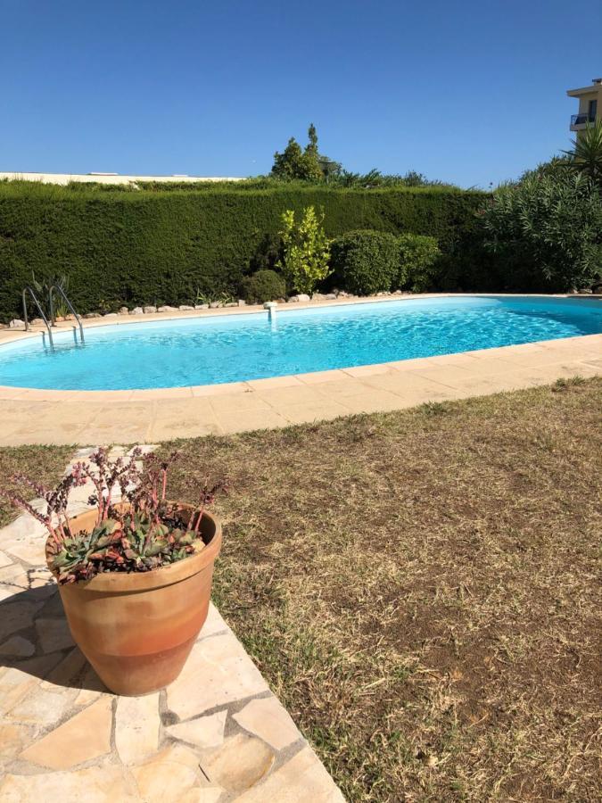 Villa C3 Arthur Rimbaub Chambre D'Hote Piscine Proche Mer Plage 600M 滨海卡涅 外观 照片